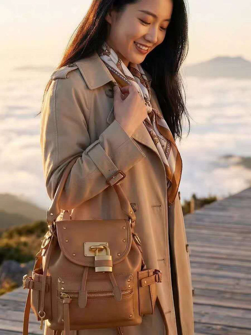 Vault Luxe Shoulder Bag